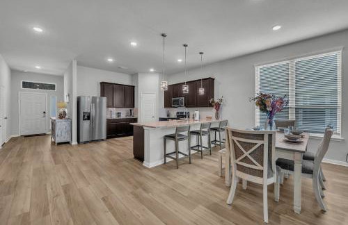 Luxury Retreat in Serene Surroundings, 4 Bedrooms Corporate House, Entire house with full amanities, Convenient location Near Medical Centers and Downtown - Foto 20