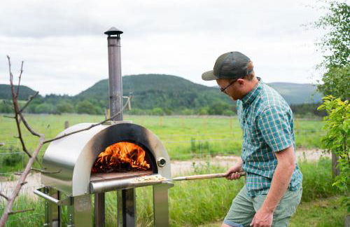 Ailsa- Enchanting Tiny House with wood burner and hot tub in Cairngorms - Foto 19