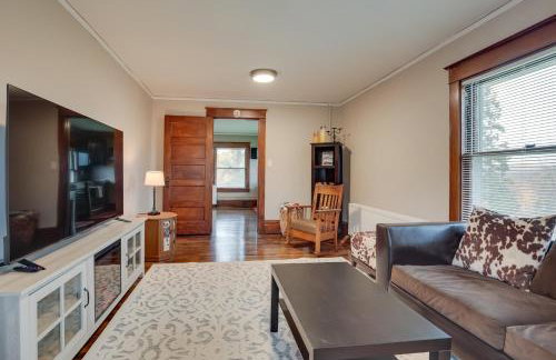 Spacious Home in Ramsay: 9 Smart TVs + Pool Table! - Foto 5