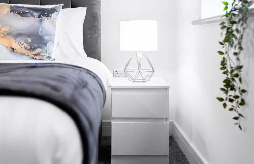 Stylish Apartment - 2 Bedrooms - Balcony - Parking - Netflix - Wifi - 7MC - Foto 24