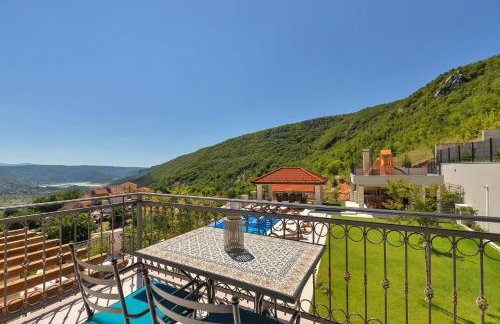 Luxury villa with a swimming pool Studenci, Zagora - 18483 - Foto 43