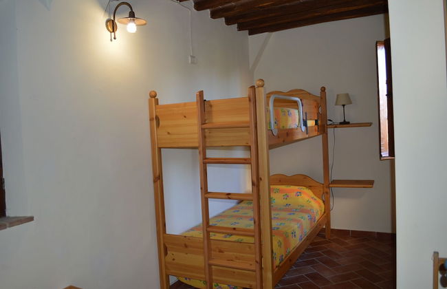 House With Private Garden in the Crete Senesi - Photo 4