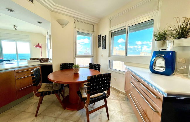 Luxurious Sea View 3BR Pool Spa and Gym - Foto 10