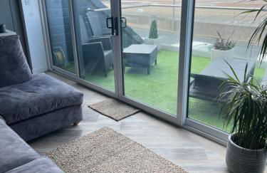 Beach View Apartment with balcony and sea view - pet friendly - Foto 14