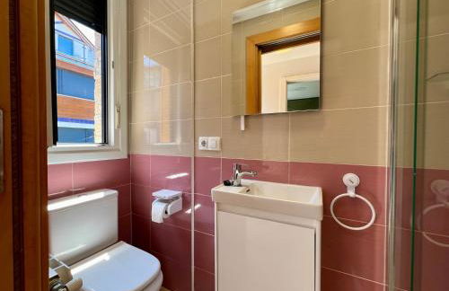 Dúplex Stylish Host con vistas al mar - Foto 31