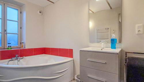 La Rose Urban avec Parking privé et Gare à 2 min - Foto 3