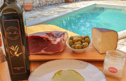 Villa Alara - charming villa with heated swimming pool - Foto 9