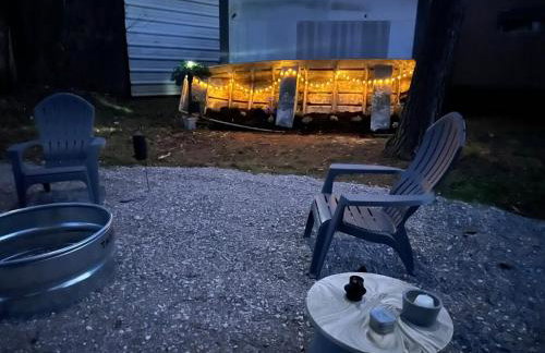 Country Cottage Love Nest Lake Cumberland KING BED - Foto 17