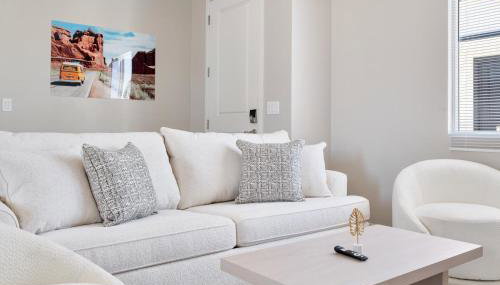 Spacious Two Bedroom Two Bathroom with Free Parking and Cozy Beds - Foto 2