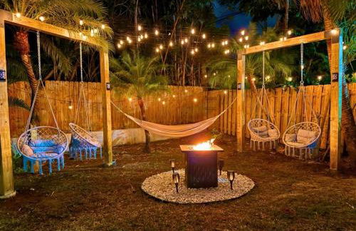 Friendly Fox Luxury Pool & Spa - Near DT & Beach home - Foto 44