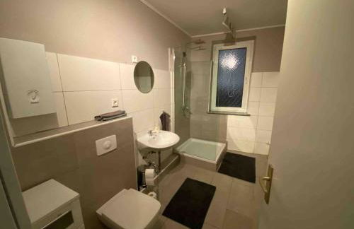 Ferien- & Monteurwohnung zentral Übach-Palenberg 1 - Foto 9