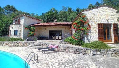 Spacious Villa for 6 - amazing pool and views - Foto 2