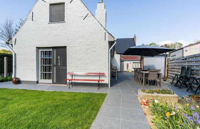 Farmhouse in Beveren Near Beach & Garden - Foto 1