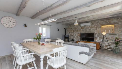 Villa Viscum in Central Istria for 8 persons with large garden - pet friendly - Foto 3