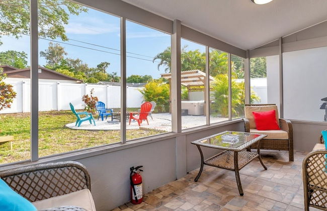 4b 2b w Hot Tub BBQ Firepit 9mins to Beach - Foto 30