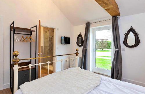 Finest Retreats - The Sett - Photo 10