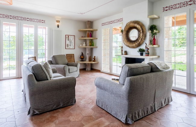 JOIVY Superb Villa For 7 W/Backyard And Bbq Area In Vaccarezza - Foto 21