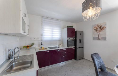 Treno, Luxurious Apartment with Jacuzzi and Sea-View - Foto 29
