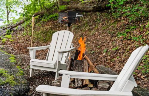 Hot Tub & WiFi - Romantic Hideaway - Foto 39