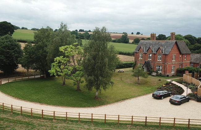 Newcourt Barton - Foto 1