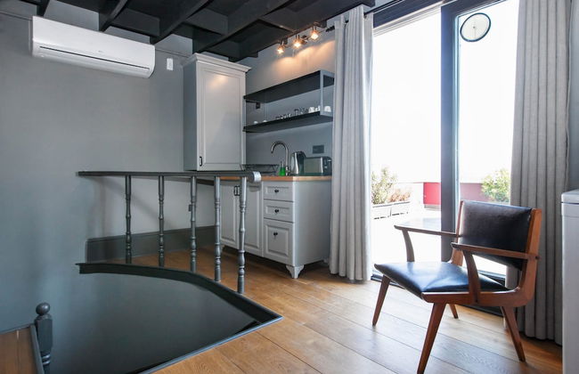 3 Bedrooms Apartment w Sea View and Terrace - Photo 16