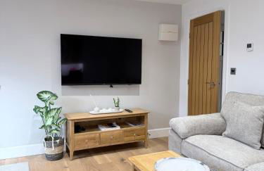 Market Town Hideaway - Photo 10