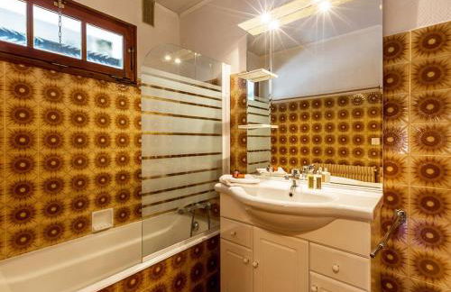 Rez de chalet calme avec terrasse - 2 chambres, proche pistes à La Clusaz - FR-1-437-10 - Foto 13