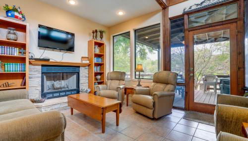 Deck and Gas Grill Riverfront McQueeney Duplex - Foto 4