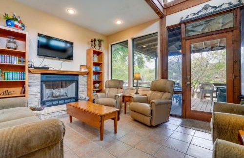 Deck and Gas Grill Riverfront McQueeney Duplex - Foto 4