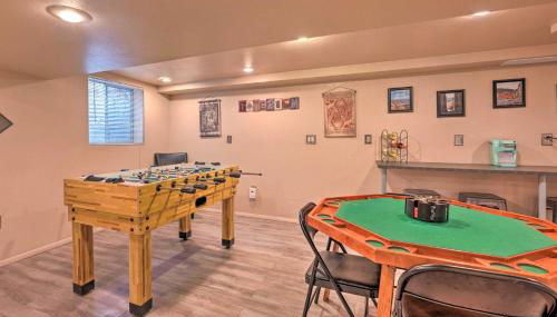 Arvada Home with Deck and Game Room Near Olde Town! - Foto 3