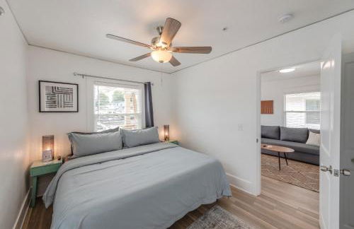 #StayinMyDistrict Coos Bay Goldfinch Cottage - Foto 16