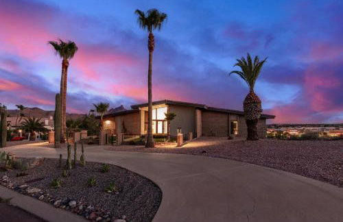 3BR Retreat with Heated Pool, BBQ and Mountain Views - Foto 62