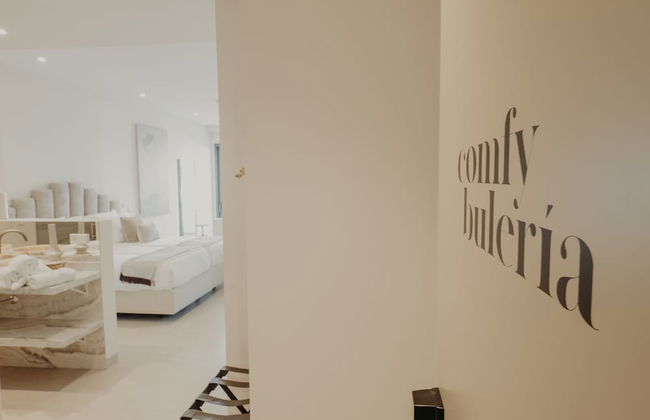 Comfy Studios Hotel - Photo 10