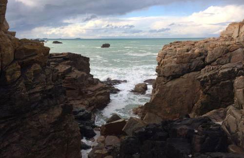 Reposant, Calme, Vue Mer imprenable à 2 m de l'eau, Petit Port Typique Breton - Foto 24