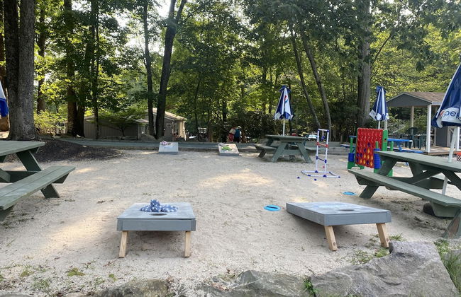 Pocono Retreat -1 Mile to Lake and Skiing - Foto 70