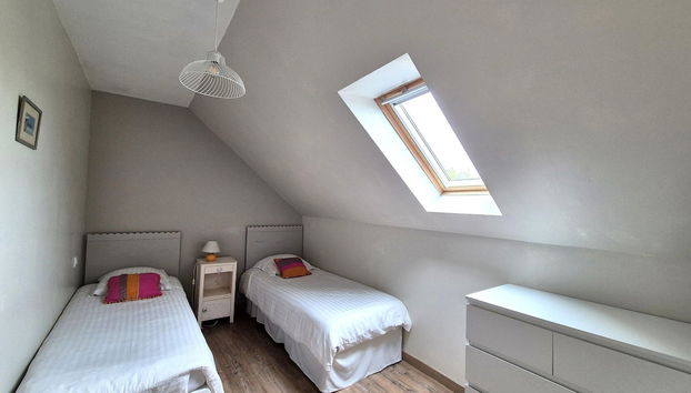 Stone House in Brittany Near Roscoff & Beaches - Foto 2, Habitación