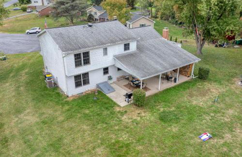 Family Escape with Yard, Fire Pit and EV Charger - Foto 49