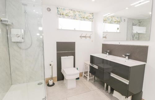 Capel Mawr, Basement 19 - Photo 32