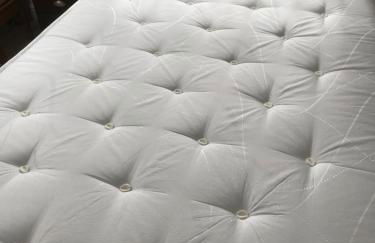 Studio above Worlds End microbrewery and behind the Crown Inn Pewsey - Foto 11