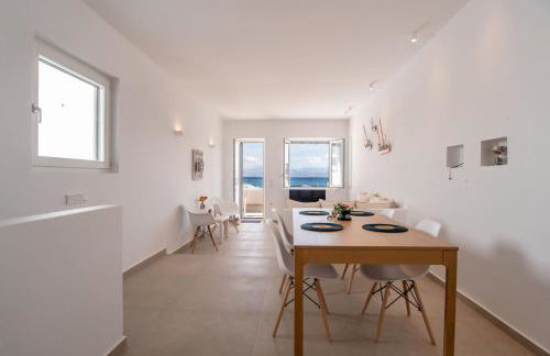 Deluxe Maisonette With Private Jacuzzi - Photo 49