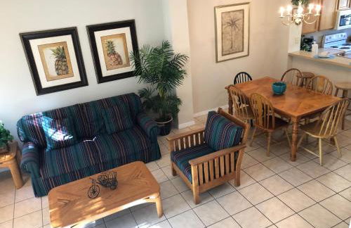 Gated Emerald island resort townhome, Overlook Pool, 3 miles to Disney, rent by owner - Foto 3