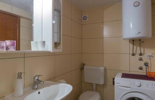 Apartments Lovro - Duplex One Bedroom Apartment with Terrace and Partial Sea View 1 - Foto 38