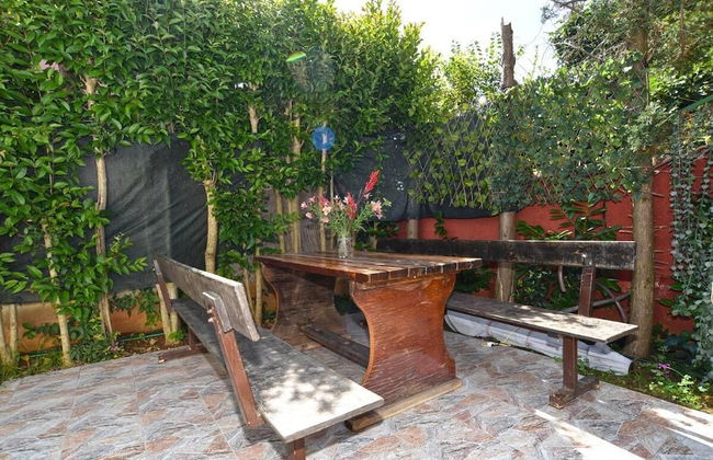 Cozy Apartment With Shared Pool - Photo 16