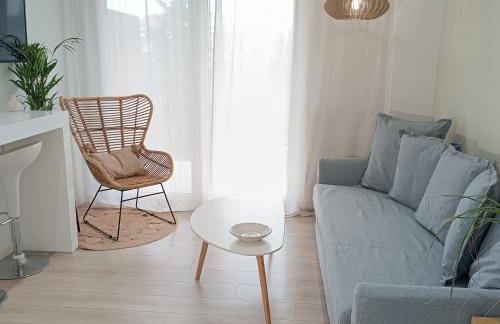 Pilea Luxury Apartments 3 - Photo 2