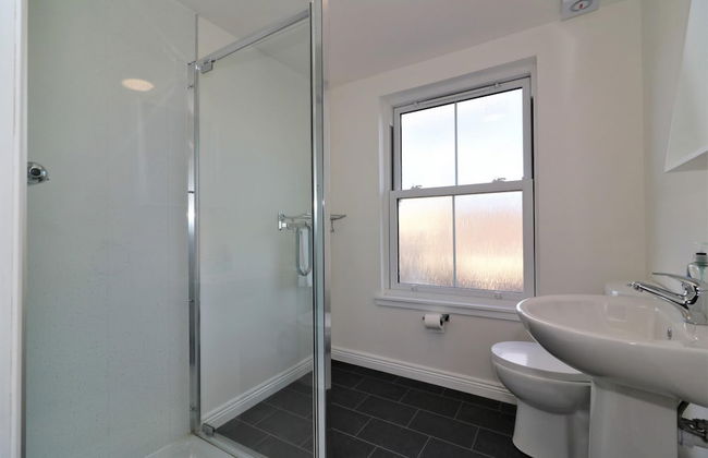 No 11 Bonnet Road - 2 Bed - Photo 32