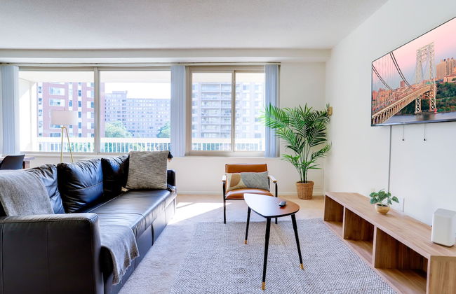 Crystal City Condo w Top Amenities - Photo 20