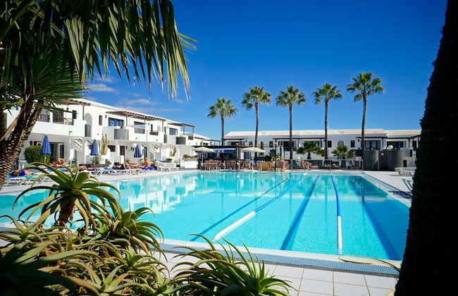 Apartamentos Plaza Azul - Photo 25