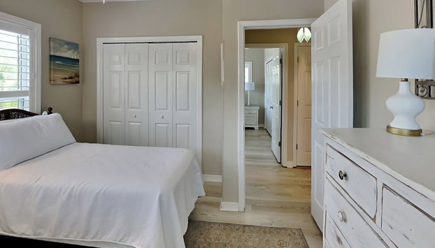 Layze Dayze by Southern Vacation Rentals - Foto 4, Habitación