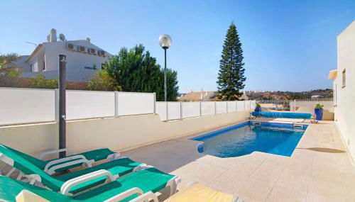 Vila Alonzo - Photo 1