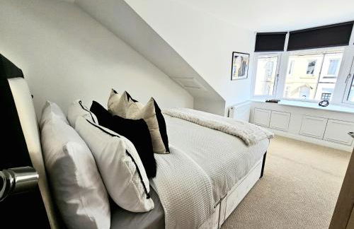 Newly Renovated Gem - Free Parking & Modern Comfort - Foto 49